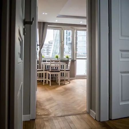Apartment 55 Plater *